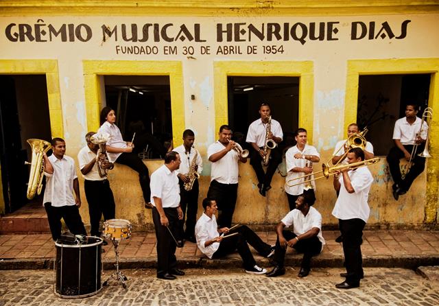 Orquestra de Frevo Henrique Dias - crédito Beto Figueroa