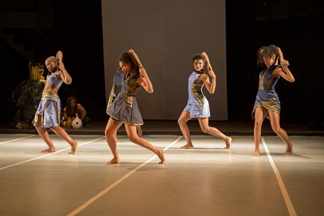 Concepção e direção de Carmen Luz; Cia Étnica de Dança; Teatro Cacilda Becker, RJ; 21 a 31/05/2015