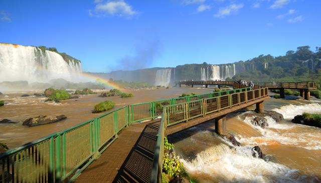Pacote foz do Iguaçu - CVC de R$ 1.877,00 por R$ 768,00