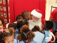 entrega dos presentes da ação social “Padrinhos de Natal”