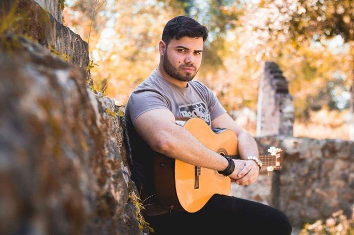 Guilherme Sampaio no Bay Market