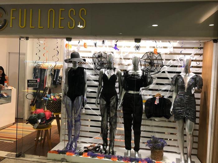 Fullness-Vitrine-Halloween