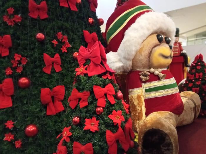São Gonçalo Shopping promove Natal com decoração tradicional e ações virtuais