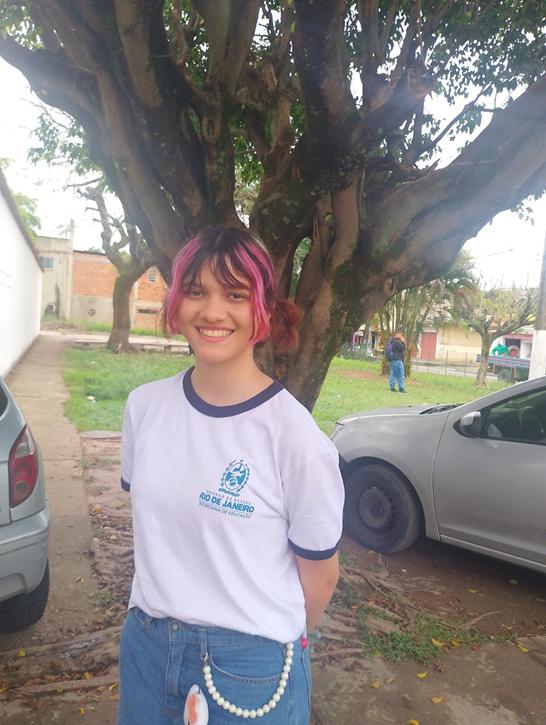 Geovana Eduarda de S. felix, autora da poesia “O vazio”.